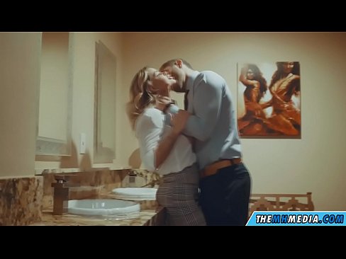❤️ Вақте ки як малламуй busty шумо дар як ҳоҷатхона ҷамъиятӣ seduces ❌ Порно босифат дар tg.studiya-lpg-massazha-na-metro-vodnyj-stadion.ru ❤